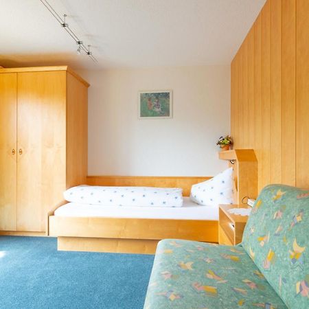 Haus Furka Hotel ดามุลส์ ภายนอก รูปภาพ